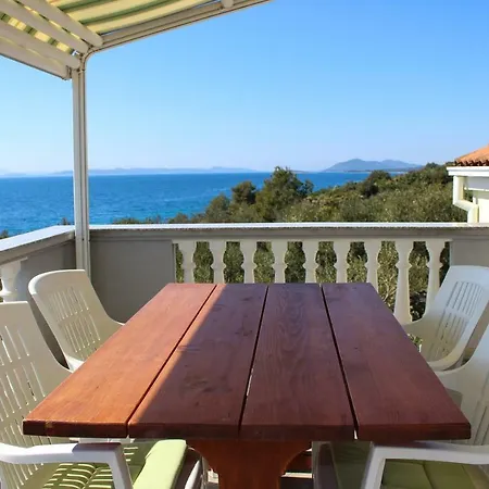Robinzon Kuca Vila Valentina * Zadar